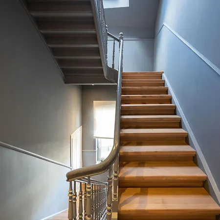 The New Yorker Boardinghouse 아파트호텔