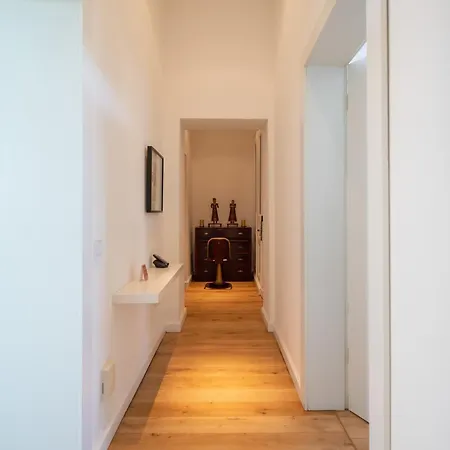 The New Yorker Boardinghouse Aparthotel 4*