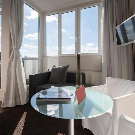 The New Yorker Boardinghouse 4*